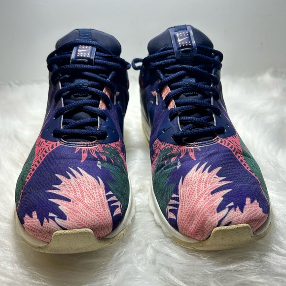 Nike Women's Nike Air Max Motion Running Shoes Purple Size 9 - Picture 2 of 8